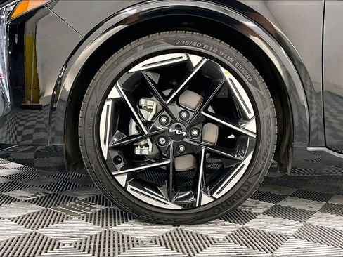 Used 2025 Kia K4 GT-Line w/ GT-Line Premium Package FWD image 8