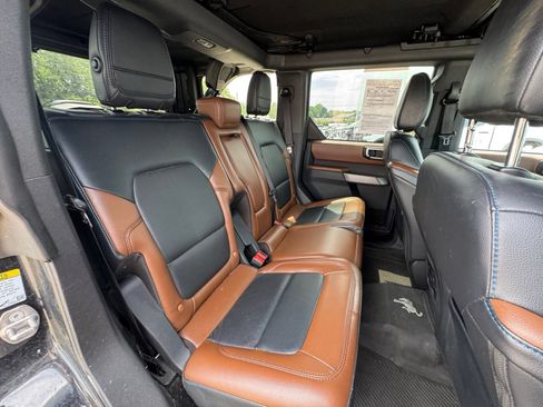 Used 2022 Ford Bronco Outer Banks AWD/4WD image 29