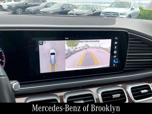 Used 2022 Mercedes-Benz GLS 450 4MATIC image 28
