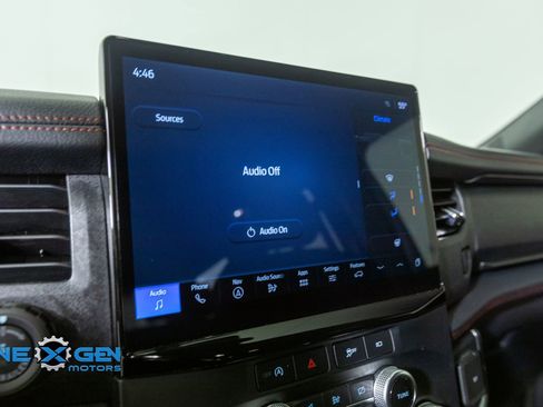 Used 2024 Ford Expedition Max Limited image 18