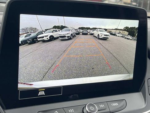 Used 2023 Chevrolet Blazer LT image 19