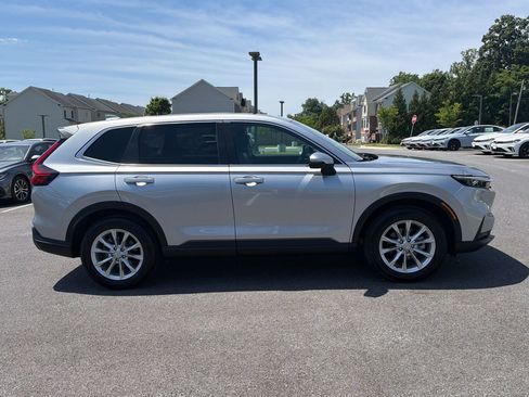 Used 2025 Honda CR-V EX-L image 8