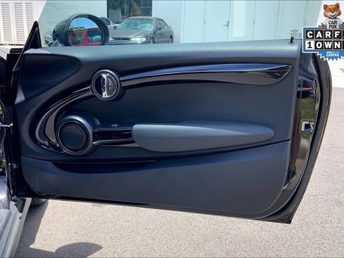 Used 2019 MINI Cooper S w/ Signature Upholstery Package FWD image 22