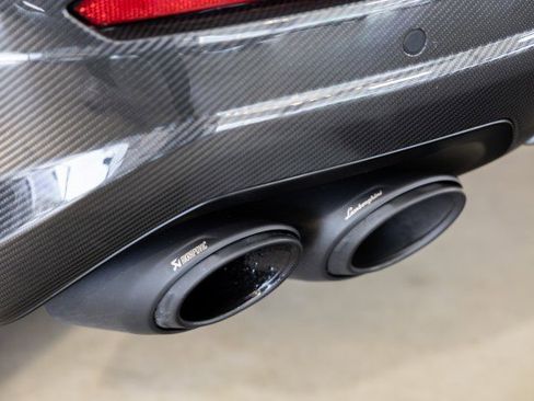 Used 2024 Lamborghini Urus Performante image 48