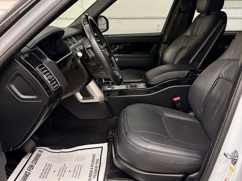 Used 2020 Land Rover Range Rover Long Wheelbase HSE image 16