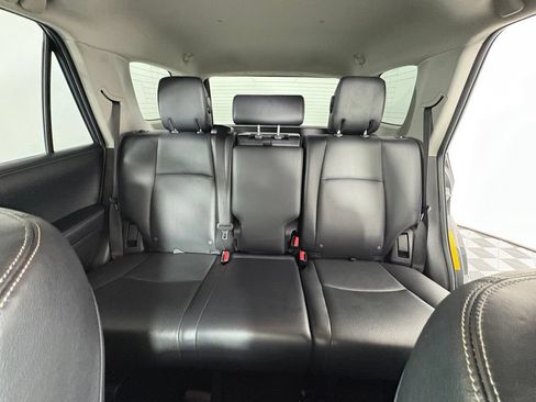 Used 2019 Toyota 4Runner Limited AWD/4WD image 6