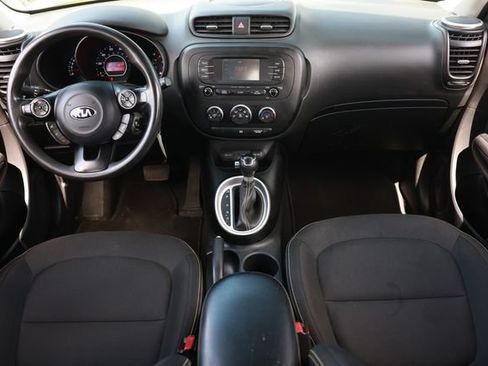 Used 2016 Kia Soul + FWD image 25