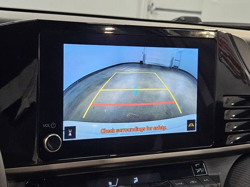 Certified 2025 Toyota Camry SE image 30