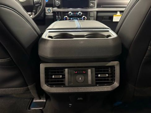 New 2026 Ford F250 Platinum w/ FX4 Off-Road Package image 17