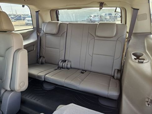 Used 2018 Chevrolet Tahoe LT image 18