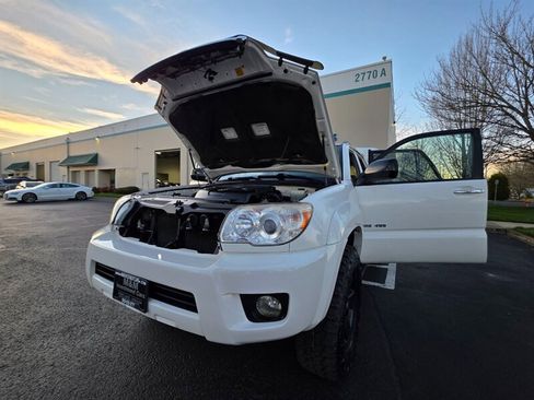 Used 2007 Toyota 4Runner SR5 image 26