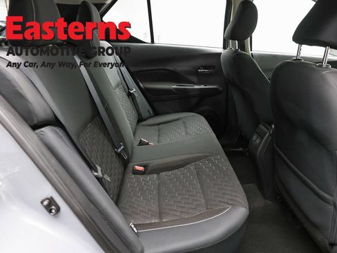 Used 2021 Nissan Kicks SV FWD image 23