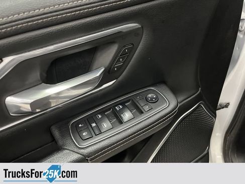 Used 2019 RAM 1500 Laramie image 30