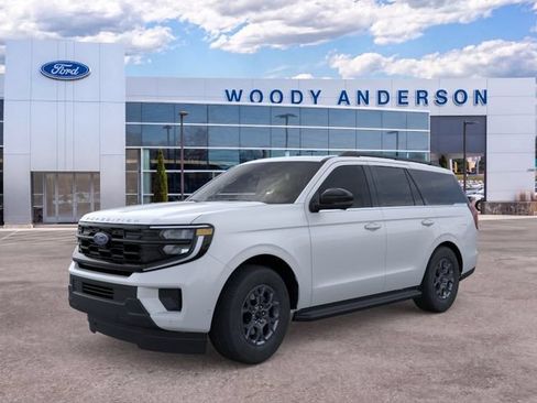New 2026 Ford Expedition Active AWD/4WD image 1