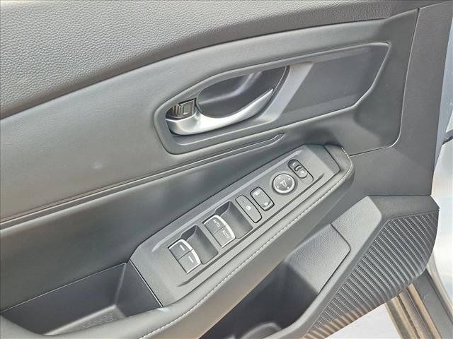 Used 2025 Honda Accord Sport image 10