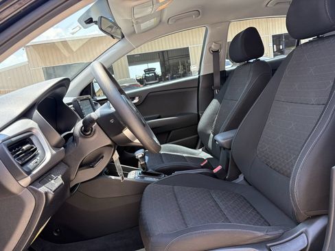 Used 2019 Kia Rio S FWD image 12