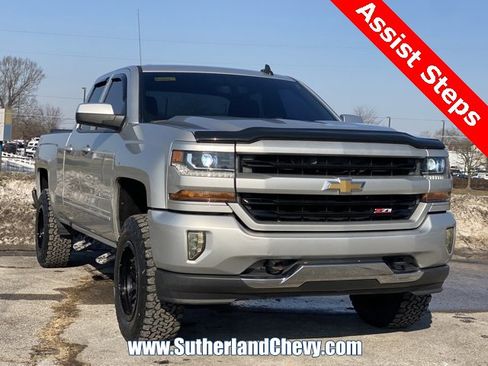 Used 2017 Chevrolet Silverado 1500 LT w/ All Star Edition image 9