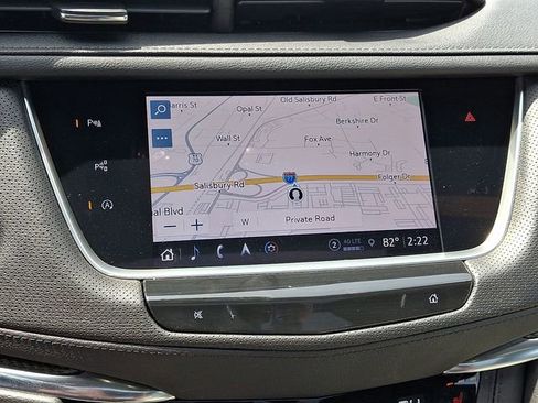 Used 2023 Cadillac XT5 Sportv w/ Technology Package AWD/4WD image 17