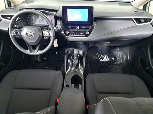 Used 2023 Toyota Corolla LE image 16