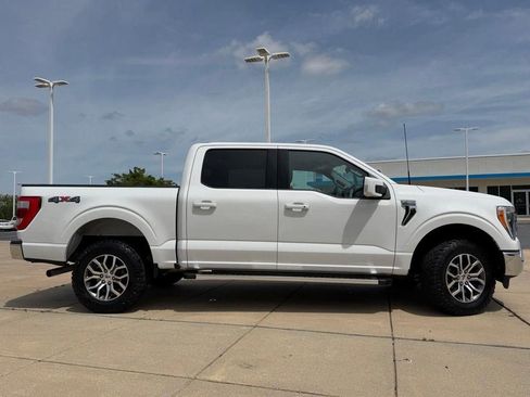 Used 2022 Ford F150 Lariat AWD/4WD image 7
