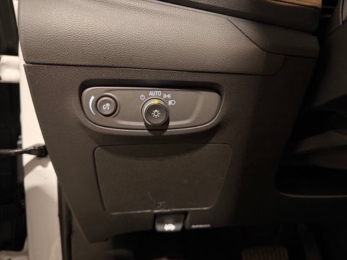 Used 2025 Buick Encore GX Preferred FWD image 15