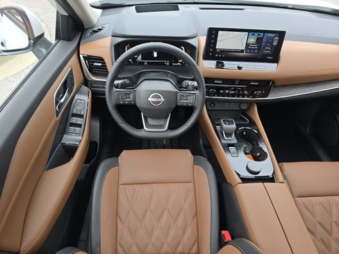 New 2026 Nissan Rogue Platinum w/ Platinum Premium Package image 32