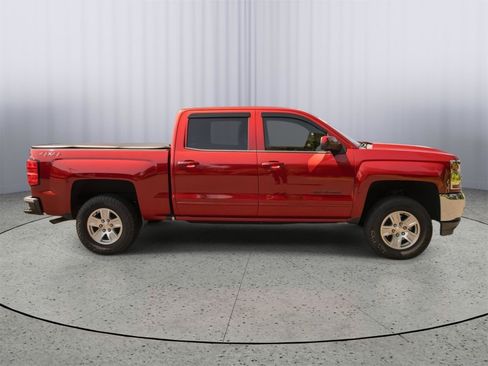Used 2018 Chevrolet Silverado 1500 LT w/ All Star Edition AWD/4WD image 22