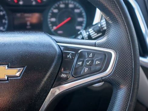 Used 2019 Chevrolet Equinox LS image 13