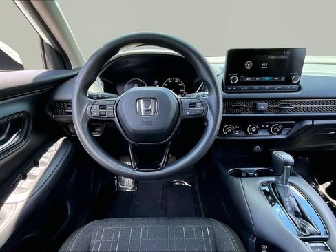 Used 2024 Honda HR-V LX image 9