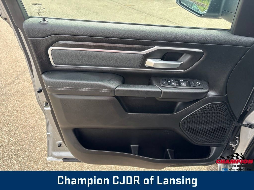 Used 2023 RAM 1500 Big Horn AWD/4WD image 14