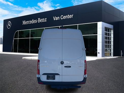 New 2025 Mercedes-Benz Sprinter 2500 image 4