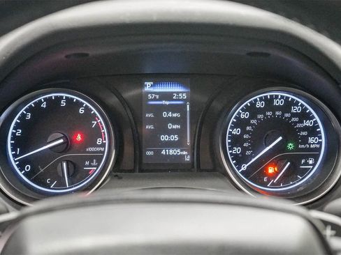 Used 2021 Toyota Camry SE image 24