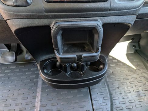 Used 2022 RAM ProMaster 2500 w/ Premium Appearance Group image 8