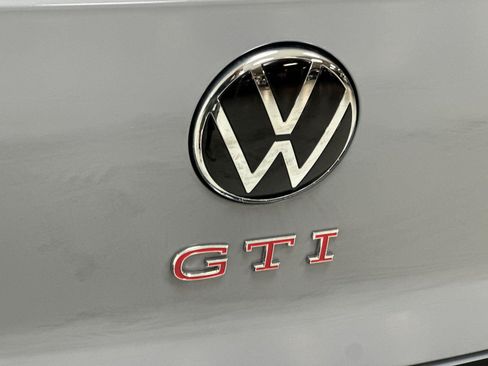 New 2026 Volkswagen Golf SE FWD image 26