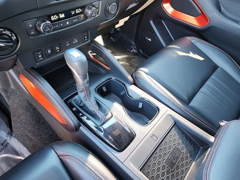 Used 2023 Nissan Frontier PRO-4X w/ Pro-4X Premium Package image 18