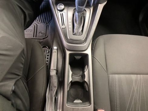 Used 2015 Ford Focus S FWD image 19