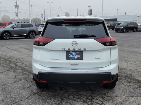 New 2026 Nissan Rogue SV AWD/4WD image 7