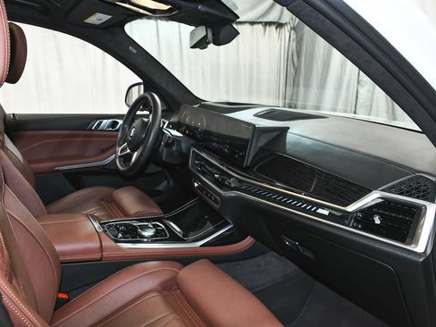 Used 2026 BMW X7 M60i AWD/4WD image 71