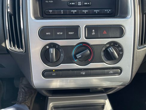 Used 2010 Ford Edge SEL AWD/4WD image 13