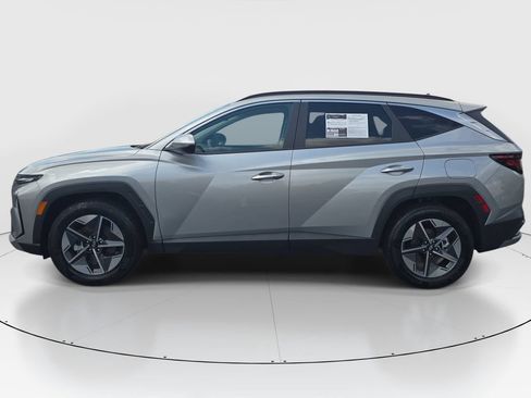 Used 2026 Hyundai Tucson SEL FWD image 8