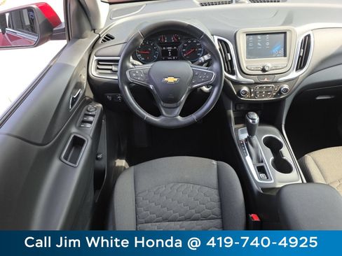Used 2018 Chevrolet Equinox LT FWD image 25