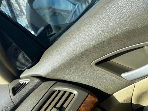 Used 2009 Honda Accord EX-L image 12
