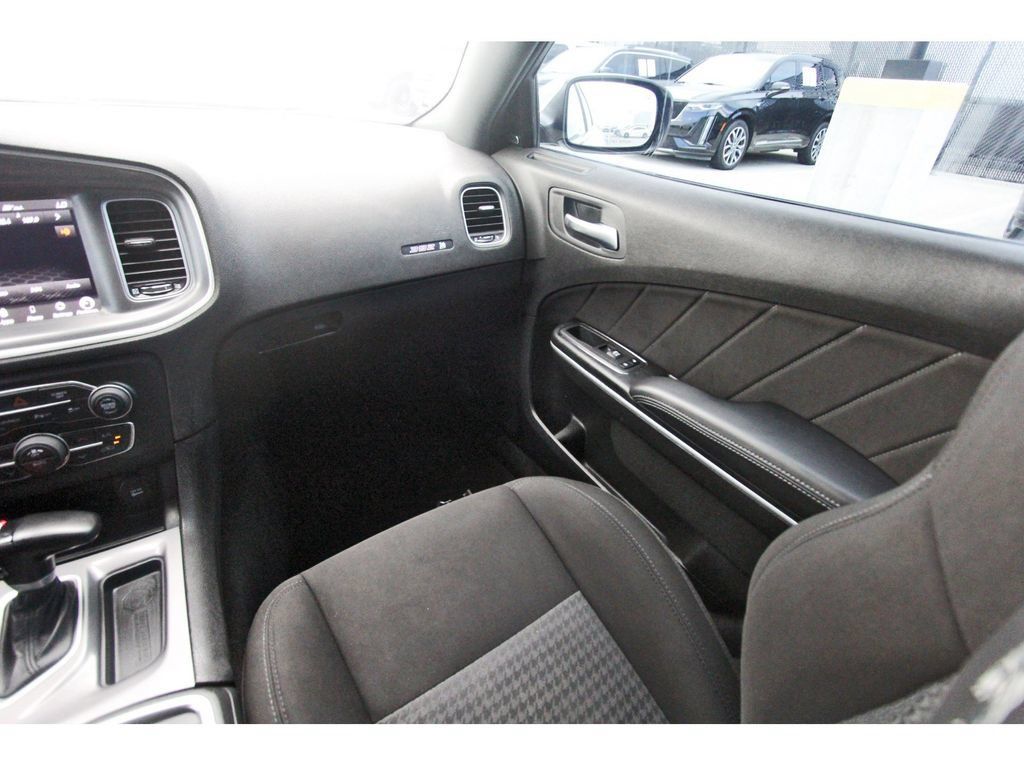 Used 2022 Dodge Charger Scat Pack RWD image 10