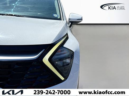 Used 2023 Kia Sportage EX image 9