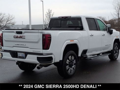 Used 2024 GMC Sierra 2500 Denali w/ Denali Reserve Package image 3