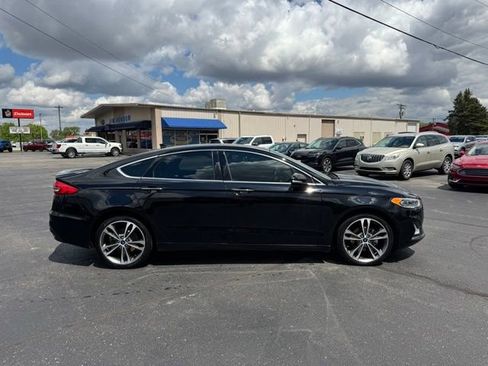 Used 2020 Ford Fusion Titanium AWD/4WD image 7