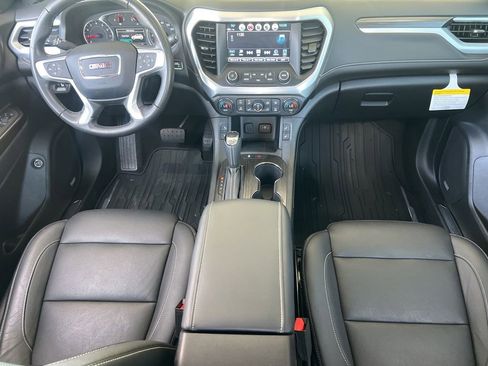 Used 2019 GMC Acadia SLT w/ Black Edition FWD image 18