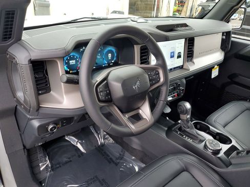 New 2026 Ford Bronco Outer Banks image 17