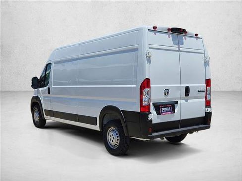 Used 2024 RAM ProMaster 2500 w/ Convenience Group FWD image 8