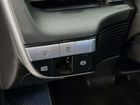 Used 2024 Hyundai Ioniq 5 SE image 17